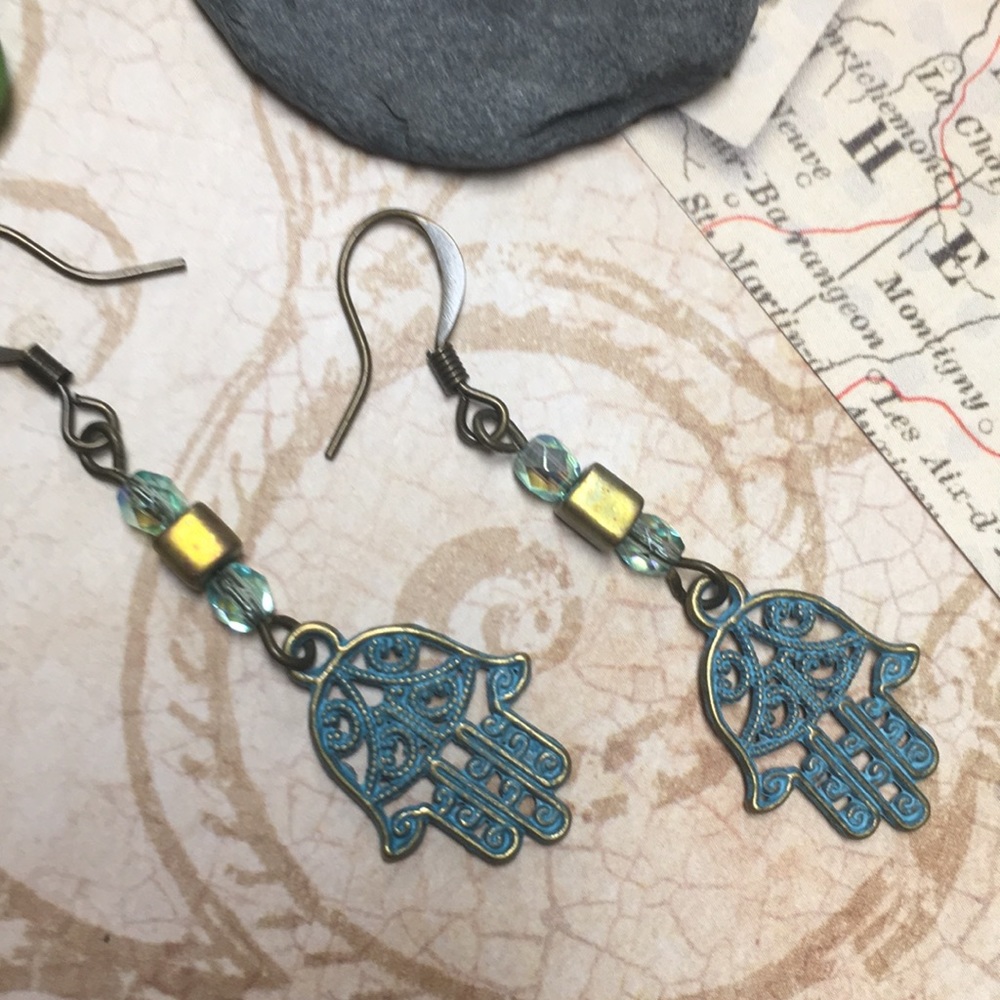 Earrings hasma filigree aqua & gold nickel free